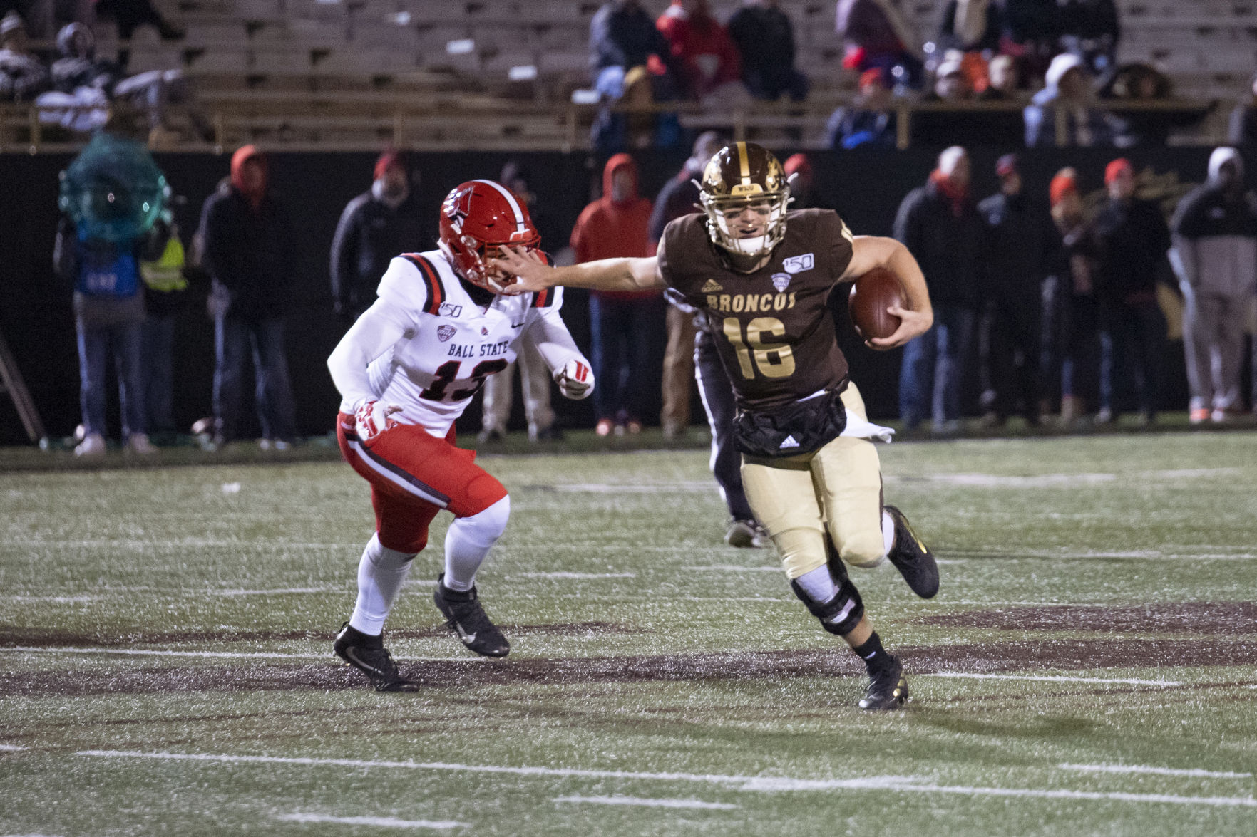 Bellamy, Wassink use ground game to outlast Ball State, 35-31
